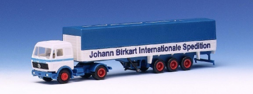 Herpa H0 811759 Mercedes Benz Pritsche/Plandesz J.Birkart Spedition