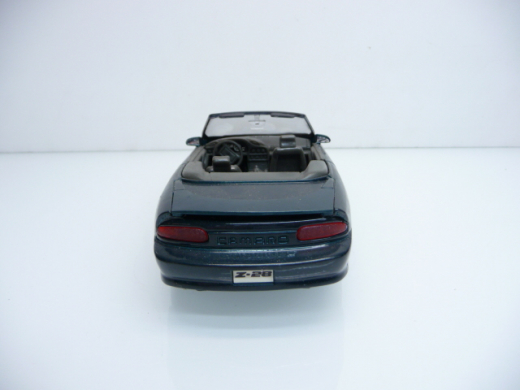 Welly 1:25 Camaro Z28 No. 9385 Cabrio dunkelgrün