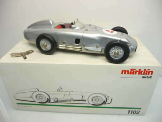 Märklin 1102 Mercedes Benz W 196 mit Aufziehschlüssel - Sondermodell