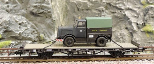 Kibri 26270 Niederbordwagen mit Kaelble Zugmaschine