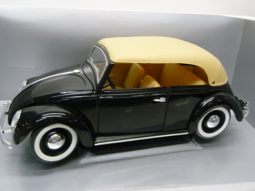 Solido 1:18 8015 VW Käfer Coccinelle mit Stoffdach