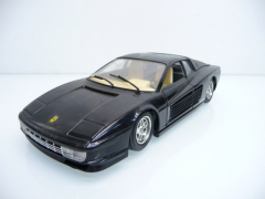 Bburago 1:24 Ferrari testarossa schwarz von 1984 aus Italien