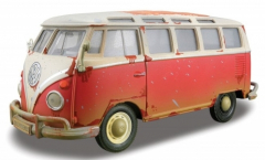 Maisto 32108 1:24 VW T1 Samba rot/weiss USA-Version mit Alterungsspuren 1960